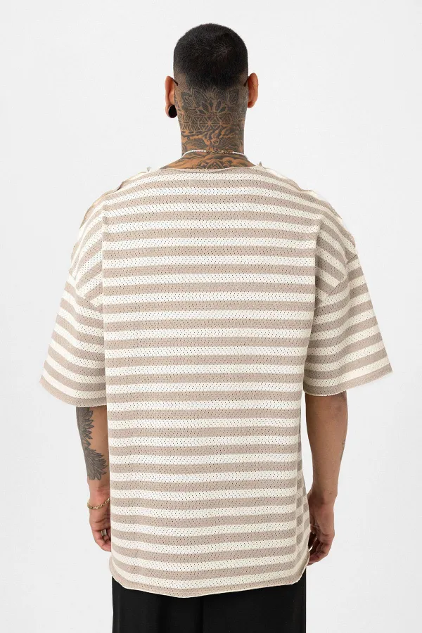 T-shirt oversize rayé en maille, couleur vison