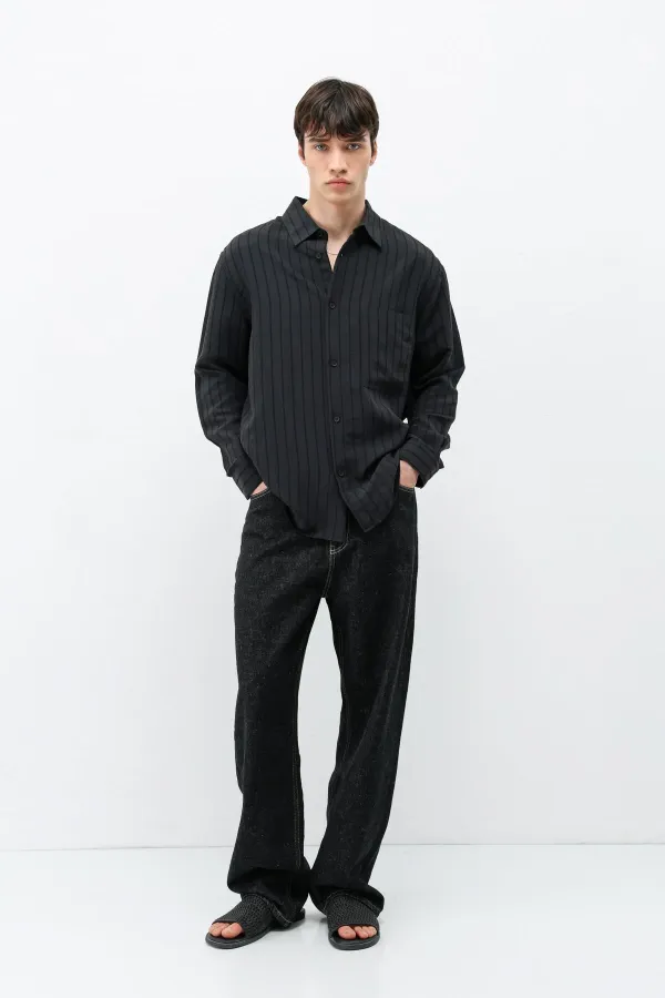 Chemise oversize rayée en modal noir