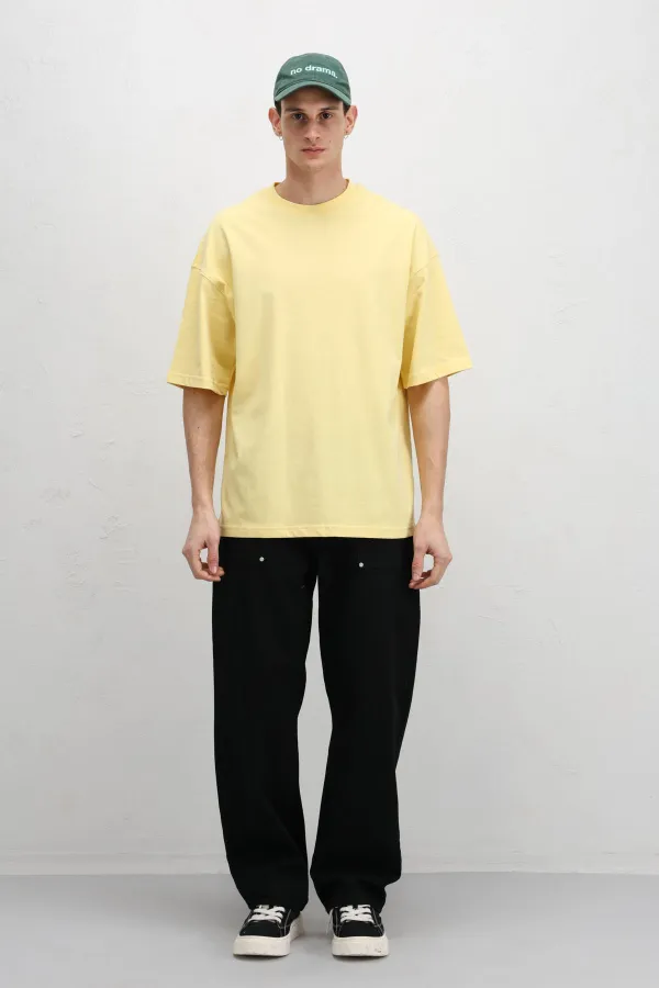 T-shirt basique oversize à col rond jaune clair