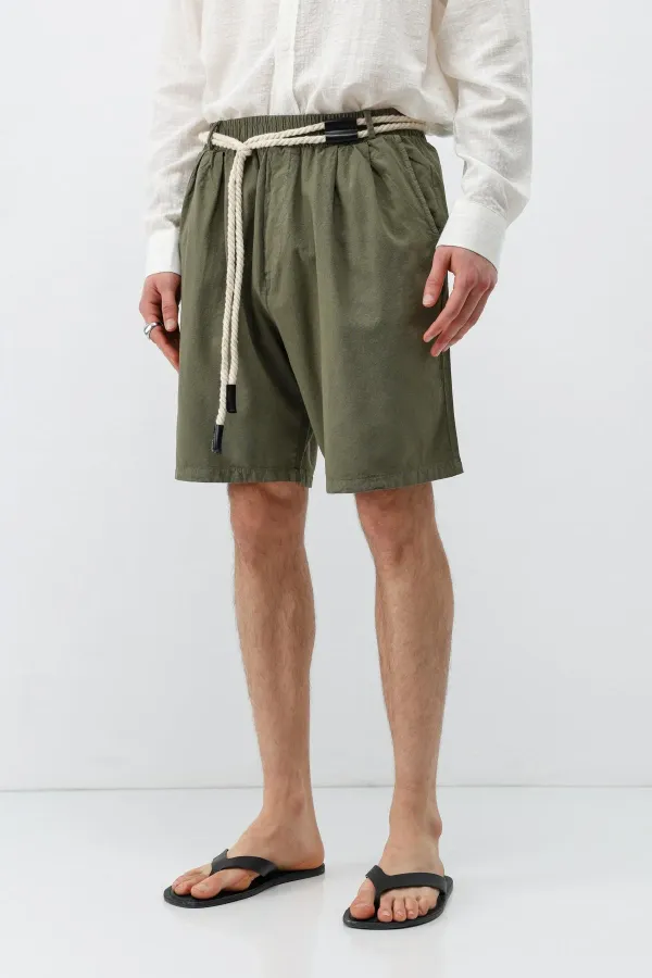 Short en lin kaki oversize avec ceinture