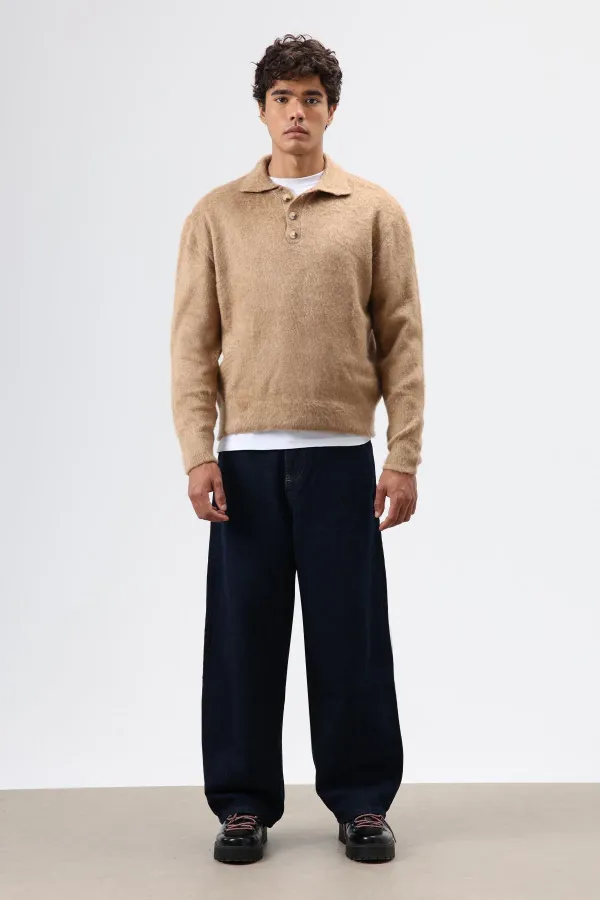 Pull en maille douce texturée beige à col polo