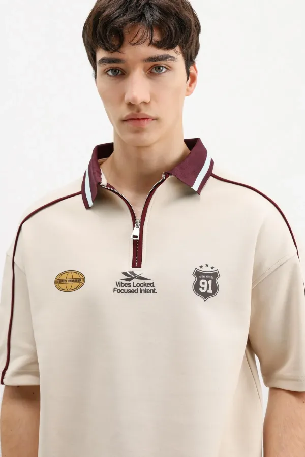 Fermuarlı Yaka Baskılı Oversize Tişört Taş