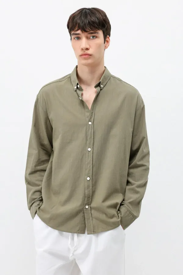 Chemise basique oversize en coton et lin kaki