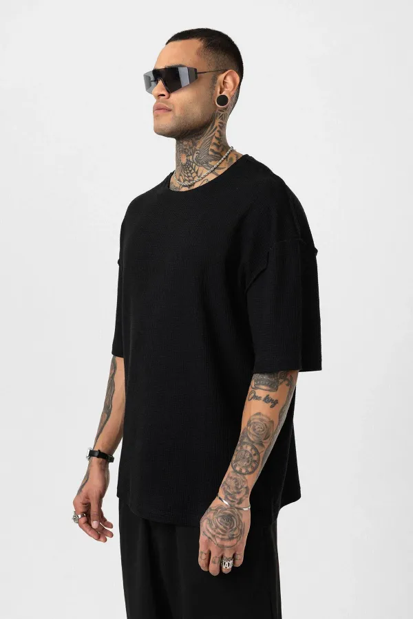 Arka Yazı Baskılı Oversize Triko Tişört Siyah