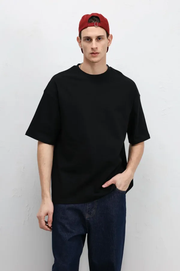 Basic Oversize Bisiklet Yaka Tişört Siyah