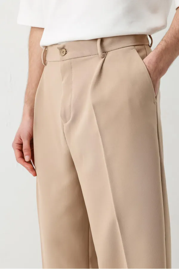 Baggy Fit Pleated Trousers Beige