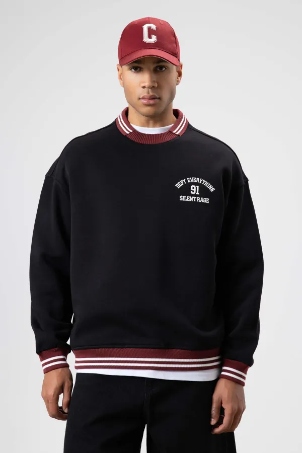 Oversize Yaka Nakış Detaylı Sweatshirt Siyah
