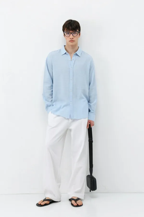 Chemise oversize bleue aspect lin texturé