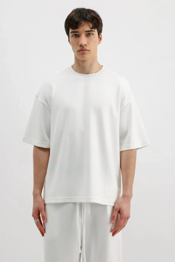 Fitilli Dokulu Oversize Tişört Ekru