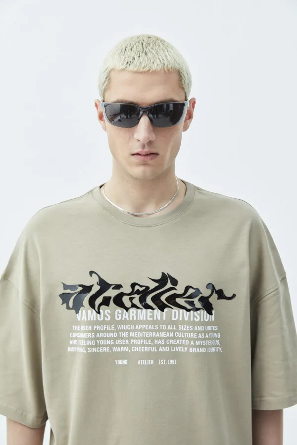 Atelier Kabartma Baskılı Oversize Tişört Vizon