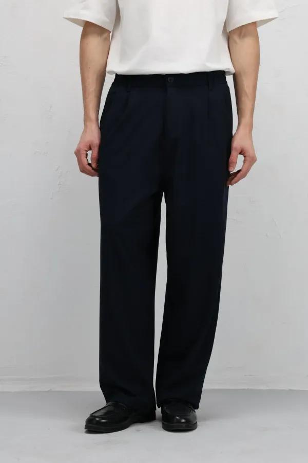 Pantalon ample en tissu bleu marine