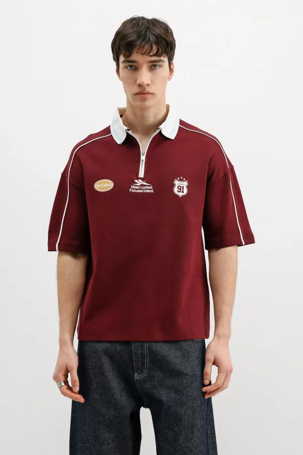 Fermuarlı Yaka Baskılı Oversize Tişört Bordo