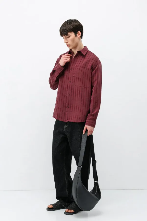Chemise oversize rayée en modal bordeaux