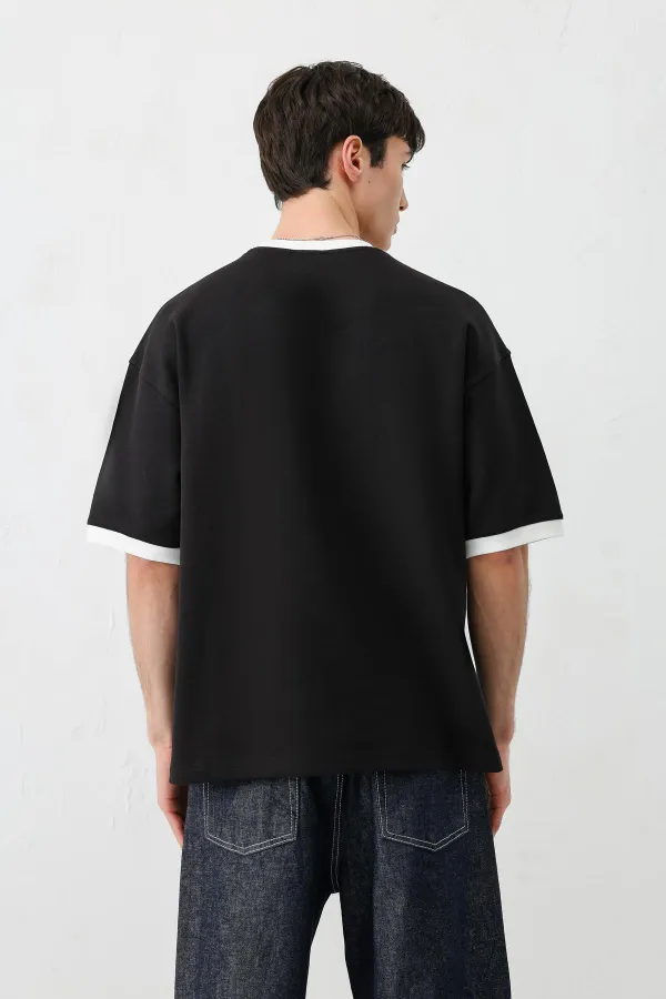 Kısa Kollu Oversize Cepli Tişört Siyah