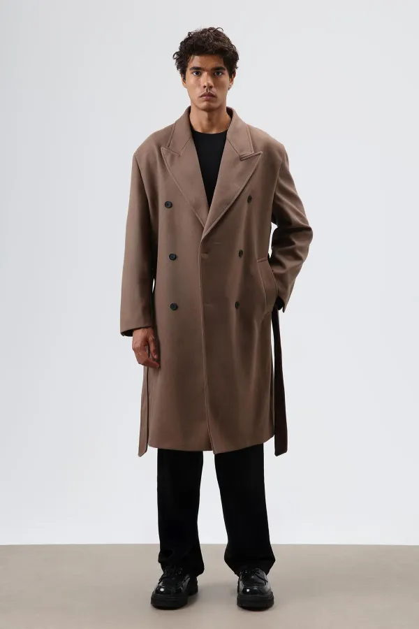 Manteau oversize croisé en cachemire marron