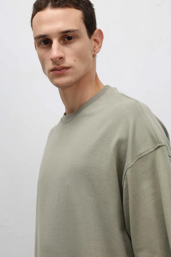 T-shirt basique oversize à col rond kaki