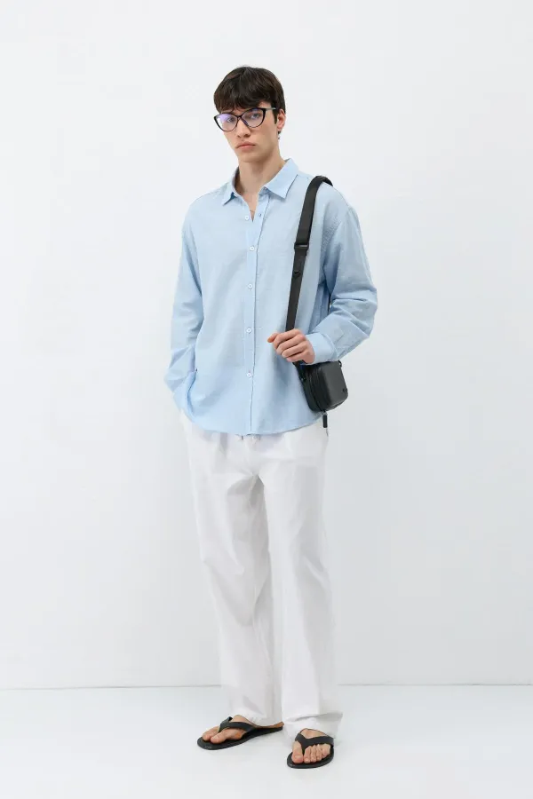 Chemise oversize bleue aspect lin texturé