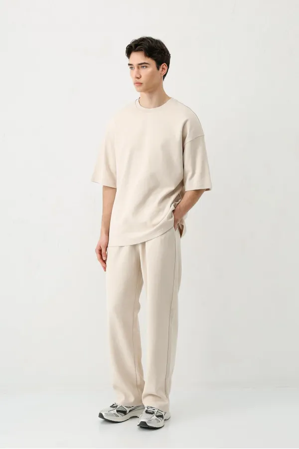 T-shirt oversize délavé à manches courtes couleur pierre.