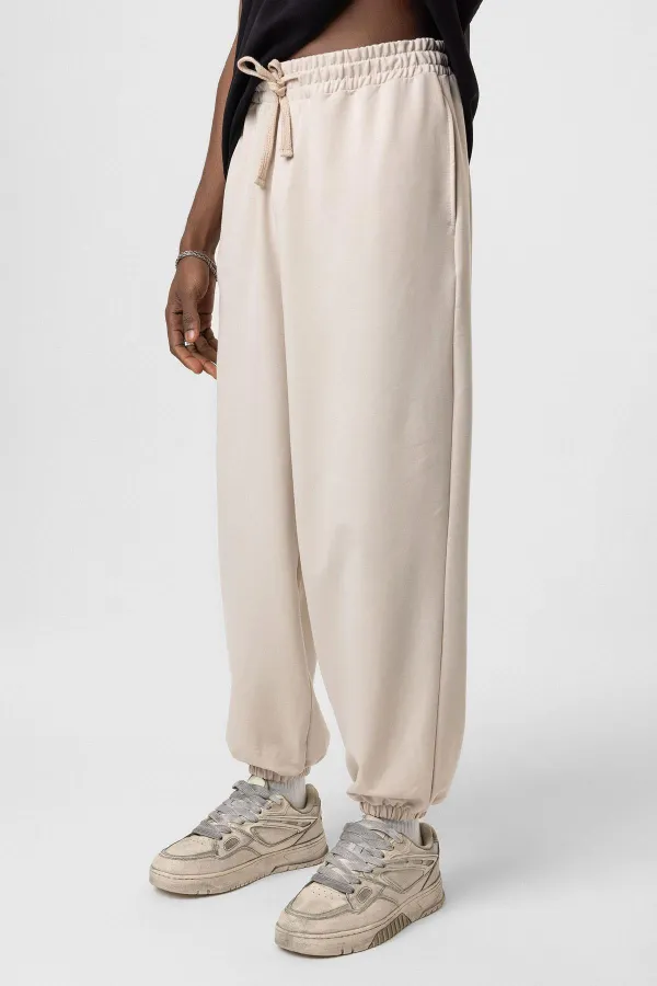 Basic Elastic Waist Oversize Sweatpants