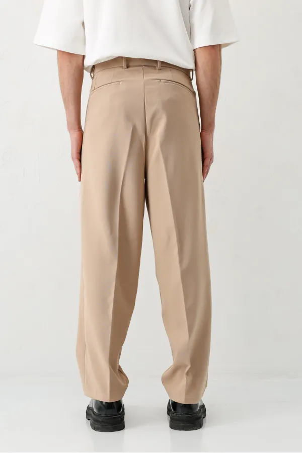 Baggy Fit Pleated Trousers Beige
