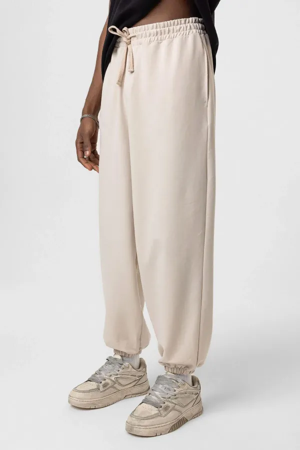 Basic Elastic Waist Oversize Sweatpants Beige