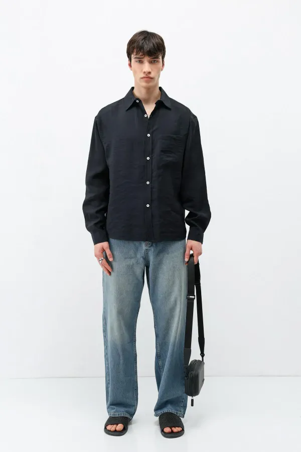 Chemise oversize en modal avec poches, noire