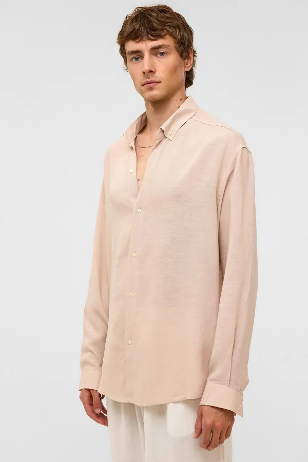 Chemise oversize à manches longues en lin beige