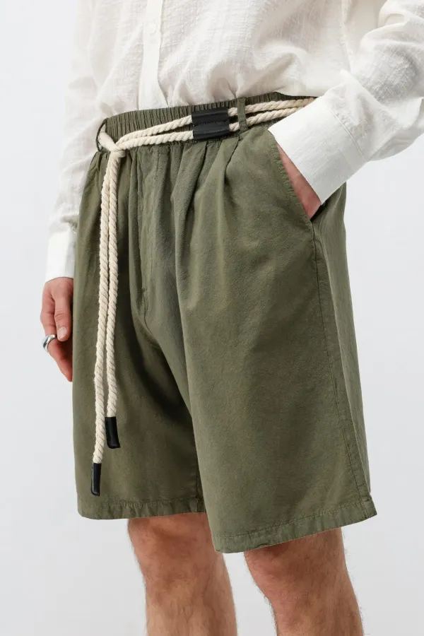 Short en lin kaki oversize avec ceinture