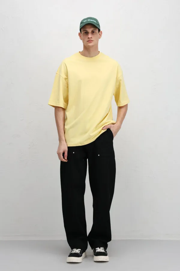 T-shirt basique oversize à col rond jaune clair