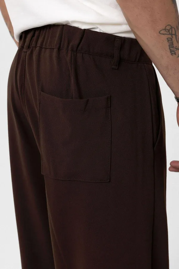 Costume croisé coupe décontractée, couleur café