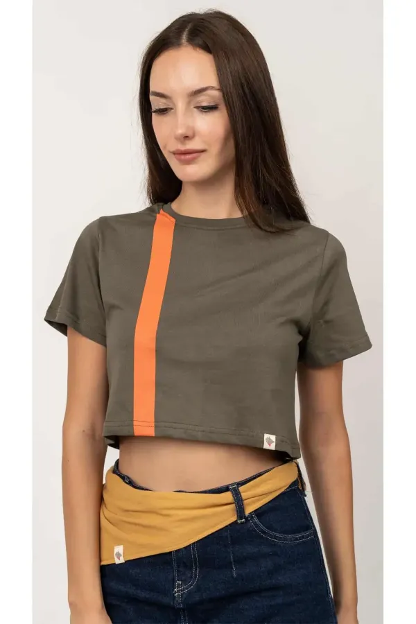 Crop Line T-Shirt Kadın