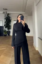 Dik Yaka Dantel Detaylı Asimetrik Bluz