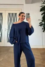 Ensemble sweat-shirt à col bateau et pantalon pour femme