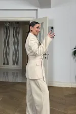 Fular Detaylı Blazer Kadın Ceket