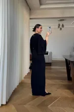 Yarasa Tek Kol Detaylı Uzun Elbise