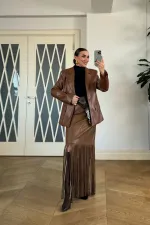 Suni Deri Püskül Detaylı Mini Etek