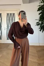 Degaje Yaka Kol Detaylı Bluz