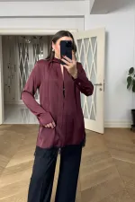 Chemisier à manches longues et col mandarin orné de dentelle