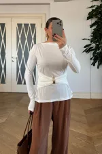 Kayık Yaka Uzun Kollu Bluz