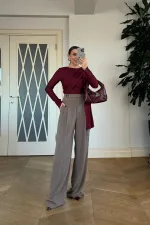 Kemer Detaylı Düz Kesim Kadın Pantolon