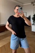 Bisiklet Yaka Arkası V Kadın Tişört