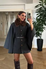 Dikiş Detaylı Suni Kürklü Kaşe Panço