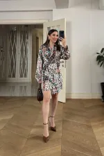 Kruvaze Bağlamalı Desenli Saten Midi Elbise