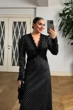 Sırt Dekolteli Puantiyeli Elbise