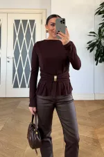 Chemisier à manches longues et col bateau