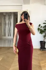 Düşük Omuz Düğüm Detaylı Uzun Elbise