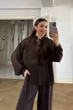 Chemisier en mousseline à manches longues et col mandarin