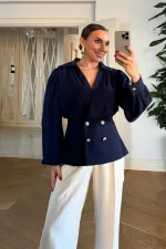 Kruvaze Yaka Gold Düğmeli Bluz