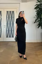 Degaje Yaka Sıfır Kol Kadife Dokulu Elbise