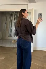 Sırt Detaylı Vatkalı Kadın Tişört